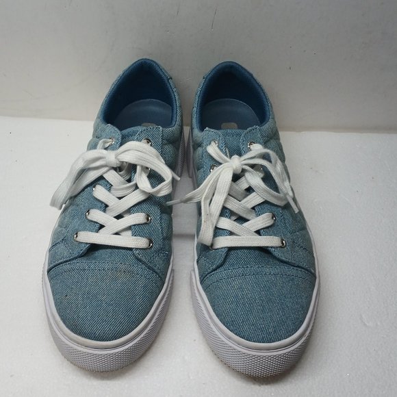 NINE WEST Women's Hola Sneakers Light Denim Blue Quilted Size 8.5 - Picture 7 of 11